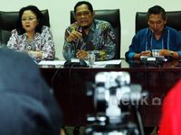 Azlaini Dinonaktifkan dari Wakil Ketua Ombudsman 