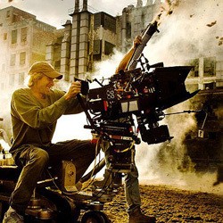 Diserang Saat Syuting Transformers, Michael Bay Ngaku Tak Kapok ke Hong Kong