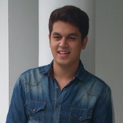 Kevin Julio Tak Kesampaian Jadi Pilot