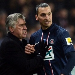 Ancelotti Nilai Ibra Sejajar CR7 dan Messi tapi ...