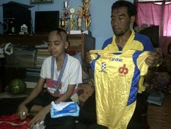 Ayahanda Terpaksa Jual Rumah Demi Obati Tumor yang Diderita Faisal