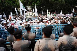  Sudutkan Ahok, Kemendagri Sebut FPI Bisa Dimanfaatkan untuk Berdakwah