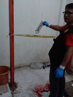 Bercak Darah Terlihat di Lift yang Jatuh Menjepit Sanwani di Tanah Abang