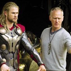 Alan Taylor Ubah Tampilan Asgard dan Tambah Unsur Komedi di Thor: The Dark World