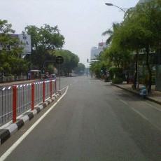 Tak Ingin Terjebak Macet, Hindari Jalan Gusur