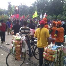 Saat Buruh Jadikan Keuntungan Pedagang Minuman Alasan Kenaikan UMP