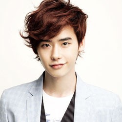 Lee Jong Suk Pilih Tinggalkan Media Sosial