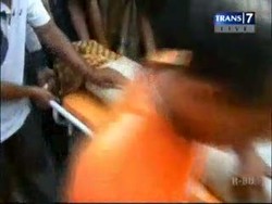 Mabuk Cairan Pembersih Karat, 2 Tewas