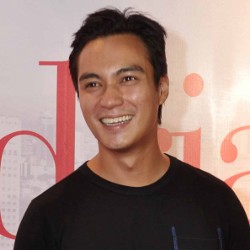 Gandeng Cewek Nonton Gala Premier, Baim Wong Masih Pendekatan