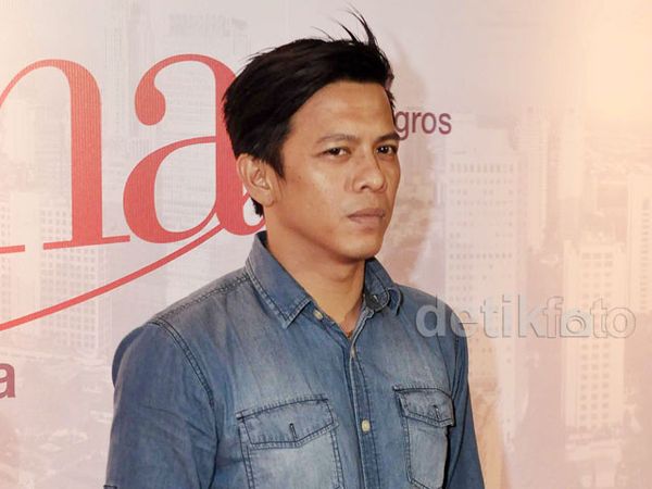 Gaya Casual si Cool Ariel