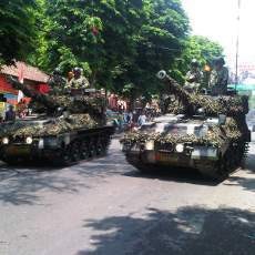 37 Tank Pesanan TNI Datang Akhir Tahun 2013