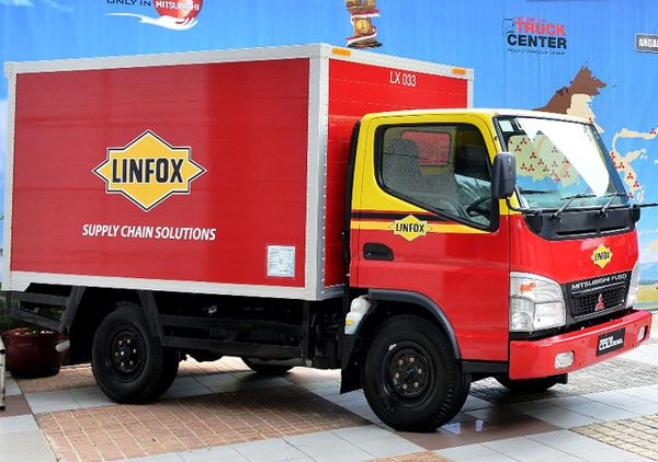 50 Truk Kepala Kuning untuk Linfox