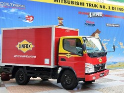 Mitsubishi Serahkan 50 Kepala Kuning ke Linfox