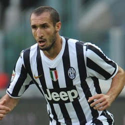 Patahkan Kaki Pemain Catania, Chiellini Minta Maaf