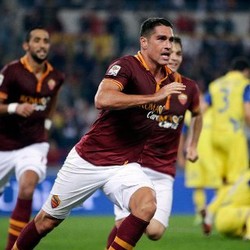 Kalahkan Chievo, Roma Masih Sempurna