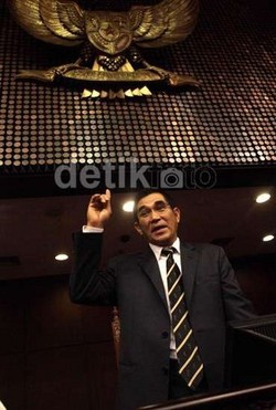 Hamdan Zoelva: Dari Advokat, Anggota DPR Hingga Jadi Ketua MK