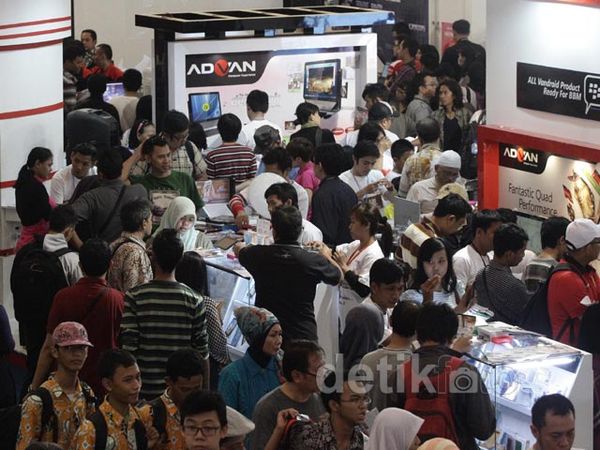 Pameran Indocomtech 2013 Diserbu Pengunjung