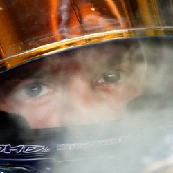 Vettel Kuasai Latihan Ketiga