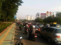 Ada Tes CPNS, Kawasan Senayan dan Simprug Macet Parah