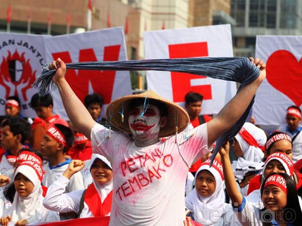 Puluhan Pelajar Kampanye Anti Rokok