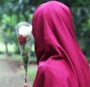 Cantik Yang Beracun Berbalut Madu
