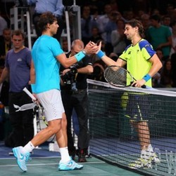 Djokovic Kalahkan Federer, Ferrer Tundukkan Nadal