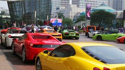 Komunitas Lamborghini Bingung Taruh Pelat Nomor di Mobilnya