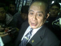 Kasus Suap MA, Hakim Agung Andi Abu Ayub Dihadirkan ke Persidangan