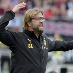 Klopp Beraliran Metal, Wenger Setia pada Orkestra