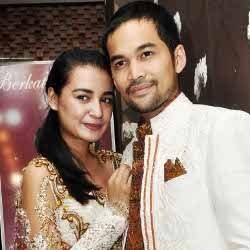 Jelang Pernikahan, Teuku Wisnu dan Shireen Matikan Telepon