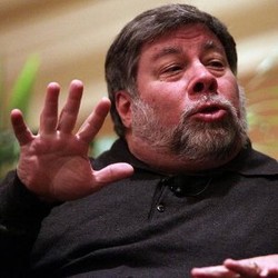 Steve Wozniak: Apple dan Google Harusnya Bersatu 