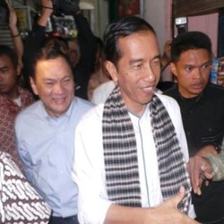 Jokowi Minta Buruh Jangan Bandingkan UMP DKI dengan Daerah Lain