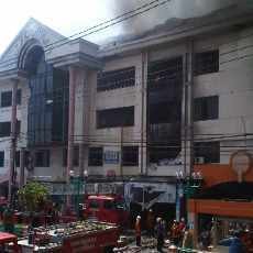 Api Belum Padam, 13 Ruko Pacific Megah Dupak Ludes Terbakar