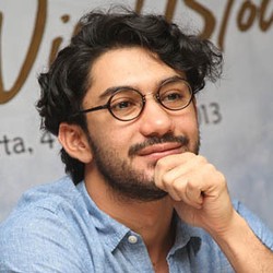 Reza Rahadian Semangat Jadi Pendekar