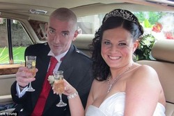 Kena Kanker Tenggorokan, Pria Ini Meninggal Sebulan Setelah Pernikahannya