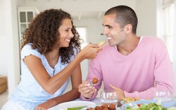 Sering Malas Bercinta? Mungkin Anda Perlu Konsumsi Telur dan Ubi