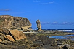 Pantai Batu Payung, Pantai Karang Cantik di Lombok Tengah
