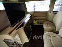 Interior Mewah Mobil Listrik Gendhis