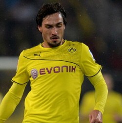 Peluang Hummels Main Lawan Arsenal Cuma 2,5 Persen