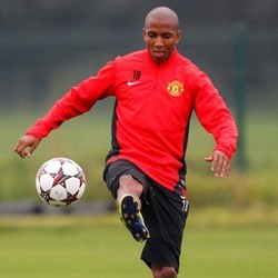 Roy Keane: Young Sudah Tipu Wasit