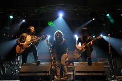 Setelah Resmi Membubarkan Diri, Speaker First Siap Melaksanakan Konser Perpisahan