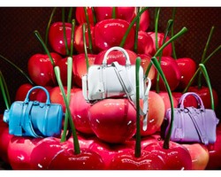 Editors Choice: 5 Tas Terbaru Kolaborasi Louis Vuitton dan Sofia Coppola