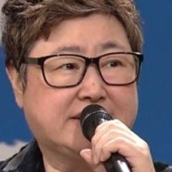 Sembuh dari Sakit, Penyanyi Veteran Korea Ini Sering Dijenguk Super Junior