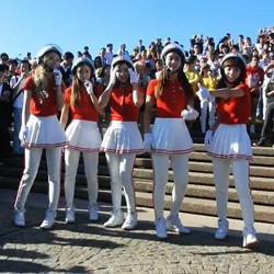 Crayon Pop Bikin Heboh Opera House Sydney