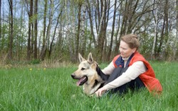 Terjebak di Hutan, Pria Ini Terpaksa Makan Anjing Penyelamatnya