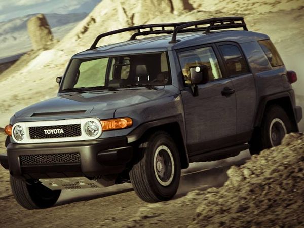 Edisi Pamungkas Toyota FJ Cruiser