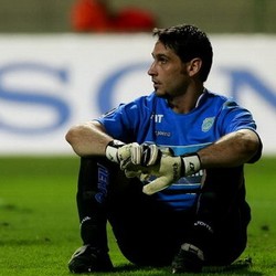 Kehilangan Empat Jari, Kiper Ini Terpaksa Pensiun