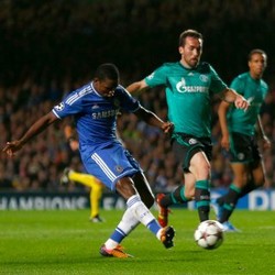 Etoo Dua Gol, Chelsea Kalahkan Schalke 3-0