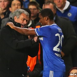 Etoo Balik Puji Mourinho