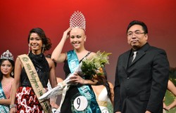 Kisah Angelica, Wanita Berambut Botak yang Menang Kontes Kecantikan